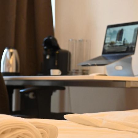 Private Room With Free Parking Koblenz  Exterior foto