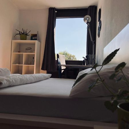 Private Room With Free Parking Koblenz  Exterior foto