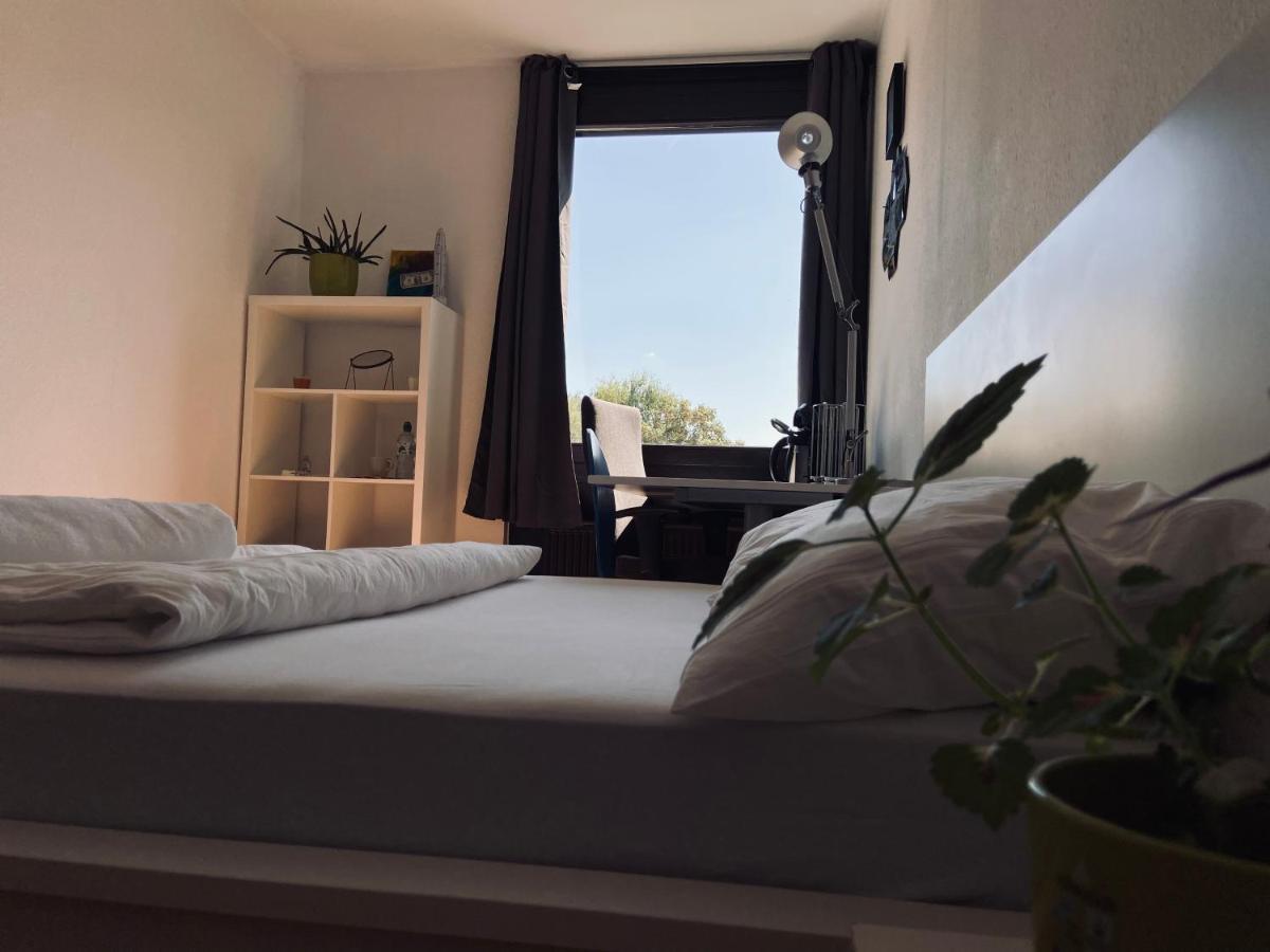 Private Room With Free Parking Koblenz  Exterior foto